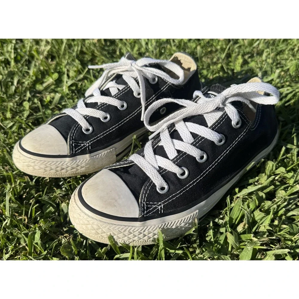 Converse All Star Shoes Kids Size 2 Black Canvas Low Top 3J235 Sneakers